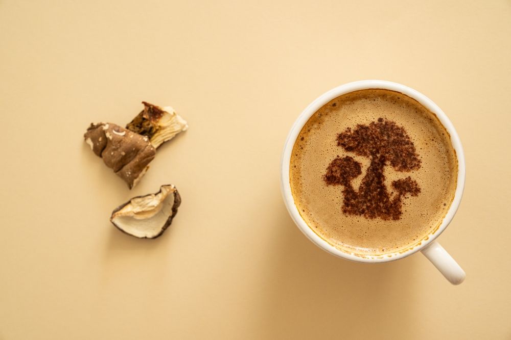 Mushroom,Coffee,Concept,-,Mushroom,Shaped,Art,On,Coffee,Cup