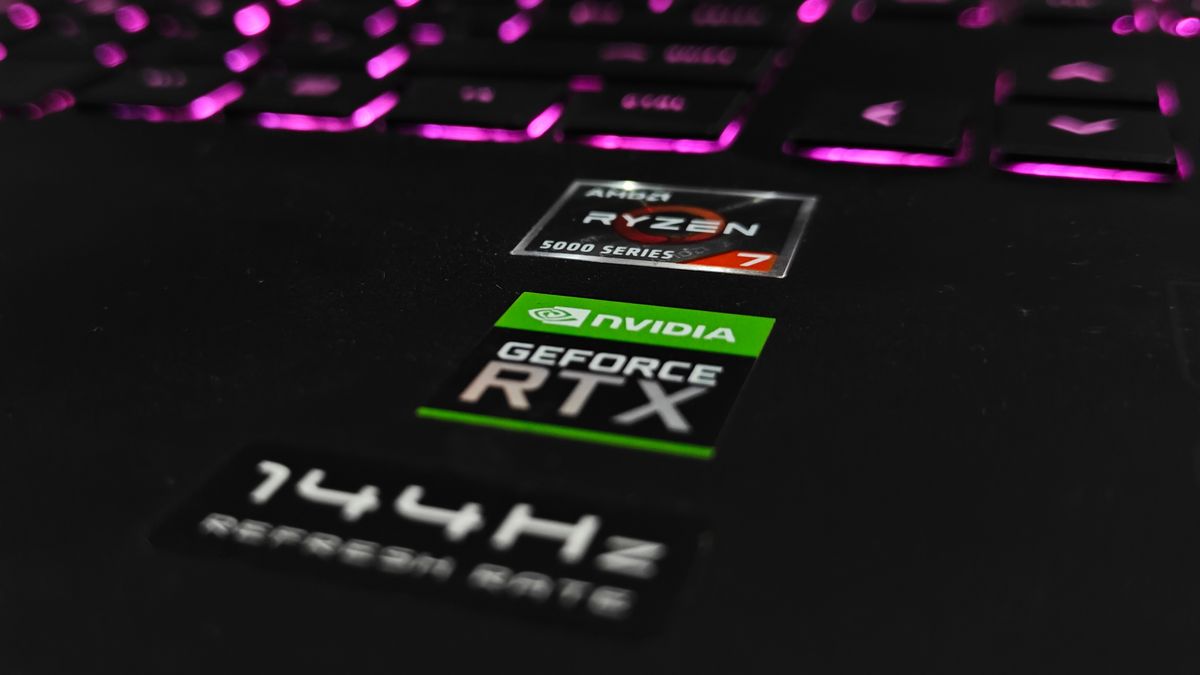 Nincs fék az Nvidia-vonaton: erős hétkezdés után erős zárás, érkezik az Nvidia saját PC-je – az AMD és az Intel is izgulhat