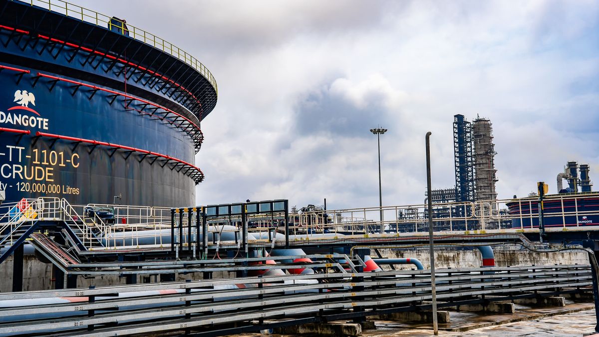 Most gyűlik a pénz a világ legnagyobb olajfinomítójára, 2028-ban kaphat koronát a csúcsüzem – bárki tulajdonossá válhat egy kontinens történetének legnagyobb IPO-ja során 