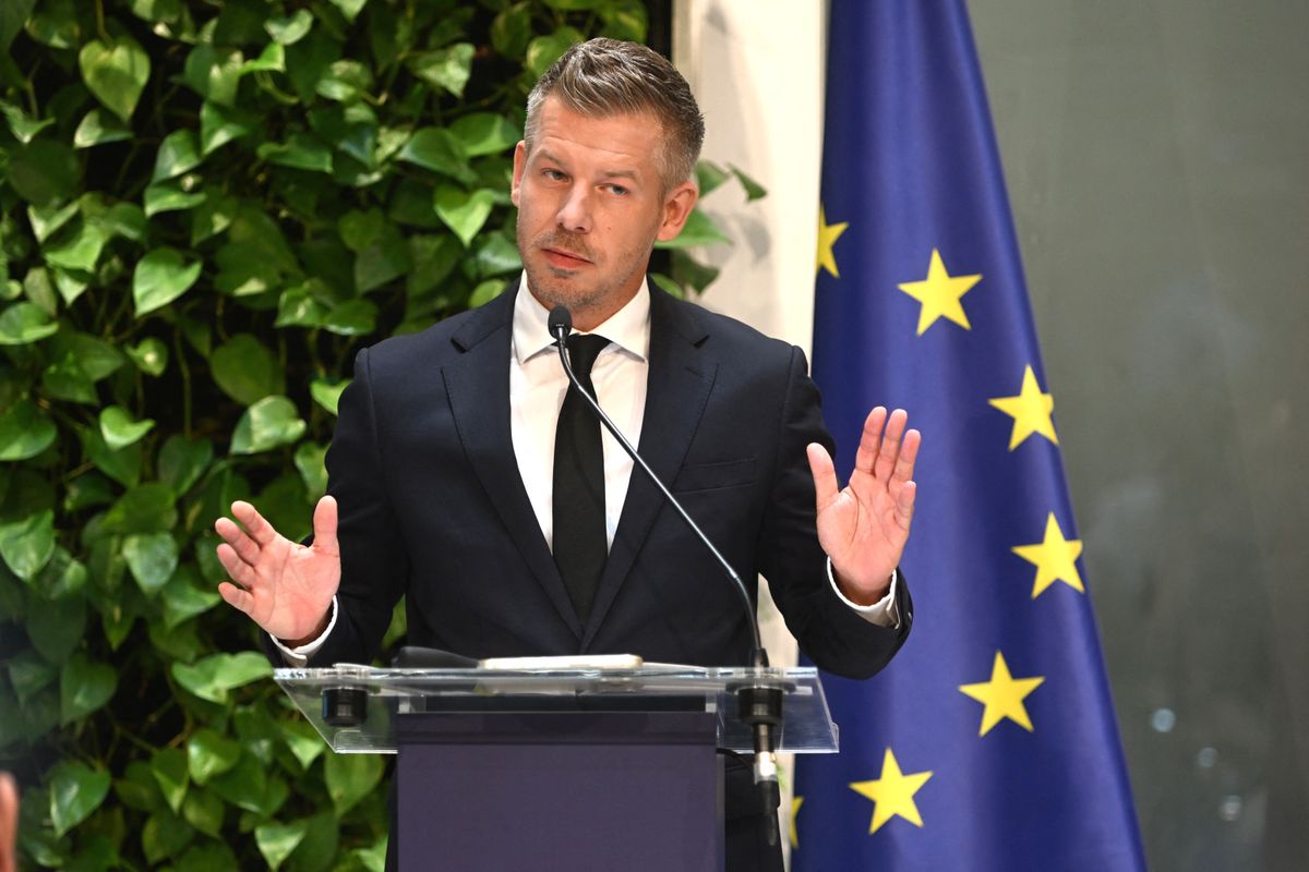 Magyar Péter megnevezte a Tisza-kormány új célpontját: a vármegyék után a megyei önkormányzatok sem maradhatnak – „a rendszer teljesen feleslegessé és okafogyottá vált”