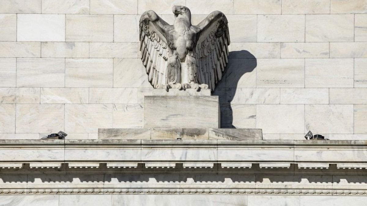 A magyar állampapírhozamok is megérzik a globális turbulenciát - szigorítási üzemmódba kapcsolt a Fed, „minden átárazódik"