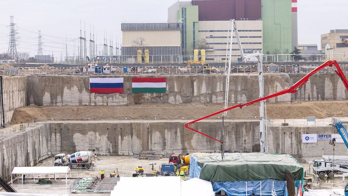 Megérkezett az oroszok nyilatkozata a Magyarországnak küldött energiáról: 4,5 milliárd köbméter gáz, 5 millió tonna olaj és Paks II. – "A kormány lépései hatással lesznek a kapcsolatokra"
