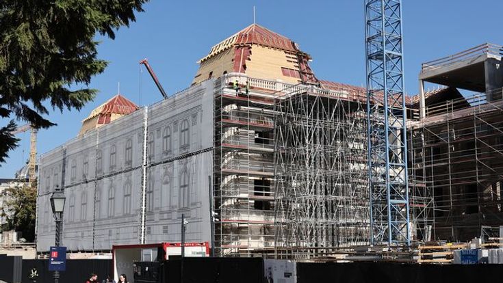 Új helyzet állt elő a Budai Várpalotában, letelt Mészáros Lőrincék utolsó határideje – fotógaléria a történelmi építkezésről