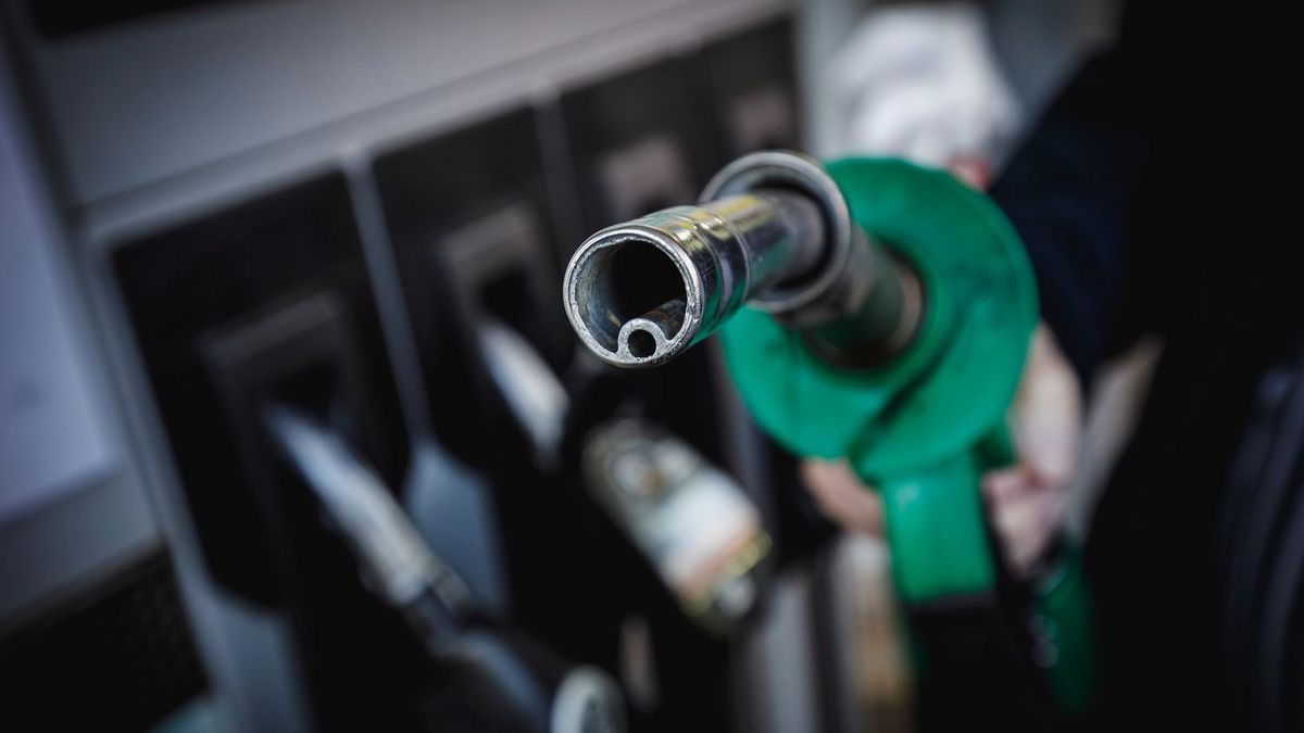 Megjöttek az új üzemanyagárak: ezt okozták a magas olajárak – kiderült, mennyiért tankolhatnak az autósok 