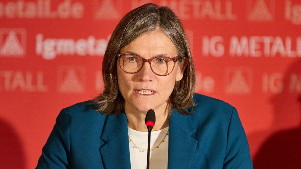 Lincshangulat van a Mercedesnél, mert a munkás-szakszervezet vezetője szerint nem dolgoznak eleget és erről cikket is írt – „Többet kell akarnunk és teljesítenünk” 