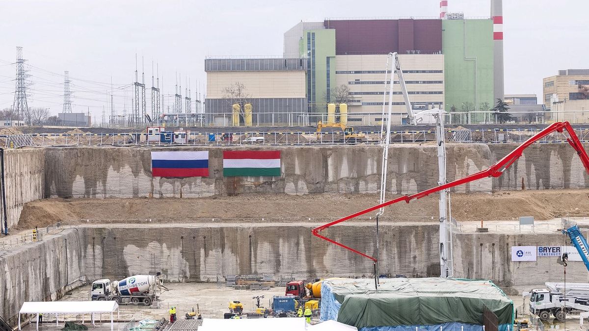 Bécsből üzent a Roszatom-vezér Magyar Péteréknek Paks II-ről: megvan az oroszok megoldása a Duna kiszáradására – "Senki se képes biztonságosabb atomerőművet építeni Magyarországon" 