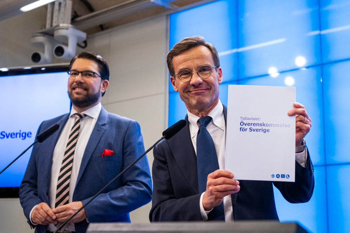 Ulf Kristersson, Svédország miniszterelnöke és Jimmie Akesson, az SD pártelnöke 
