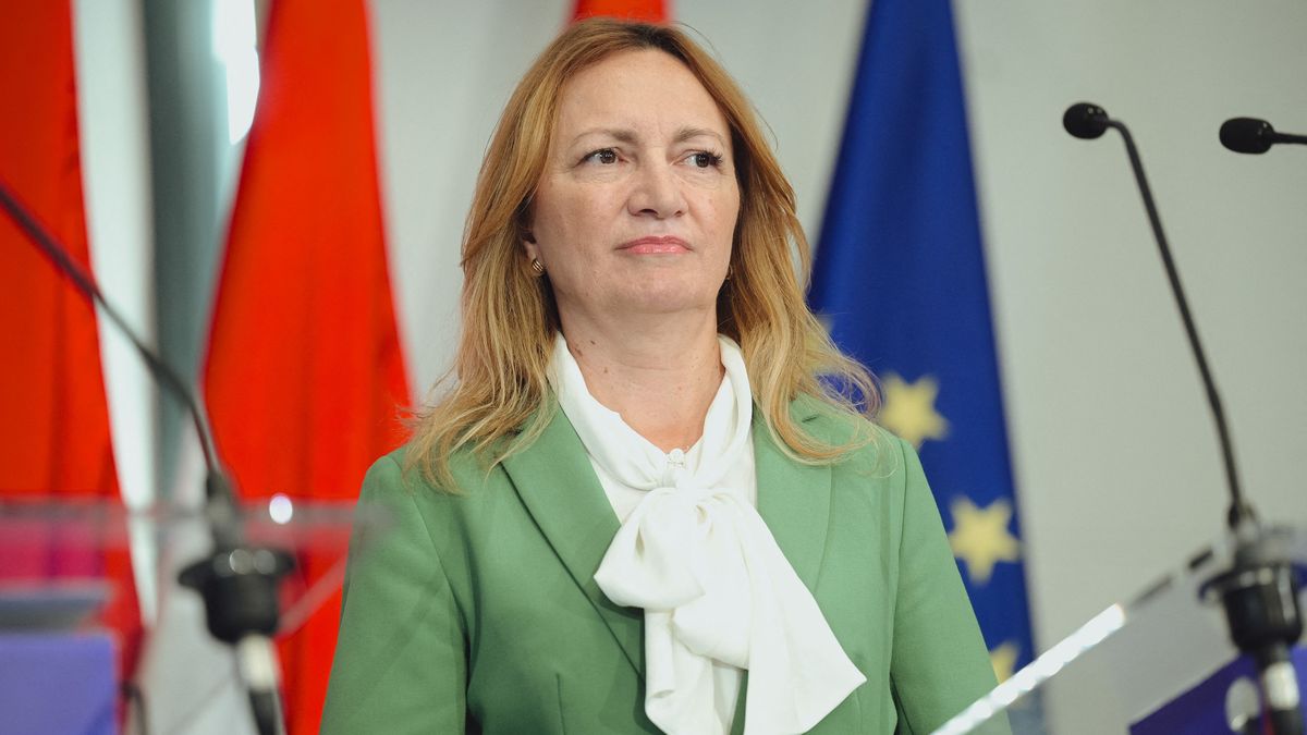 Ezt már Baka András se tudja követni: nagyon mást mond a Tisza-frakció a legfőbb ügyészről, mint Magyar Péter − megszólalt Bujdosó Andrea