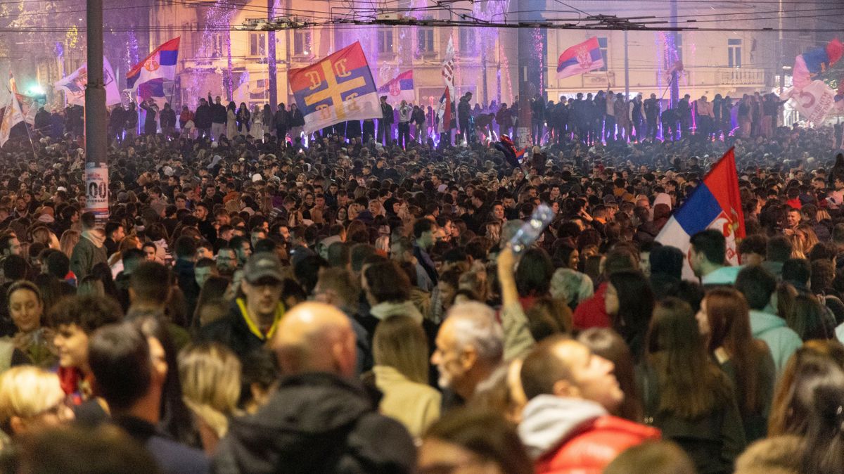 Ezt nagyon csúnyán benézte a Nyugat: a szerb Diáklista máris közölte, ugyanazt gondolja az oroszellenes szankciókról, mint Vucic – „Tiszteljük Oroszországot”