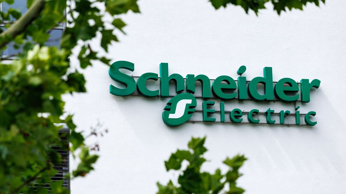 Történelmi üzletet húzott be a Schneider Electric: rekordösszegért vásárol amerikai szoftvercéget – felveszik a verseny az ipari AI-fejlesztésben