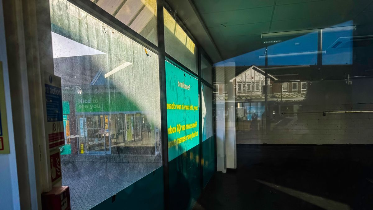A Pepco egykori testvércége a szemünk előtt omlik össze – nem lehet megmenteni az örökséget, a szakadék szélén táncol a „százforintos” boltlánc