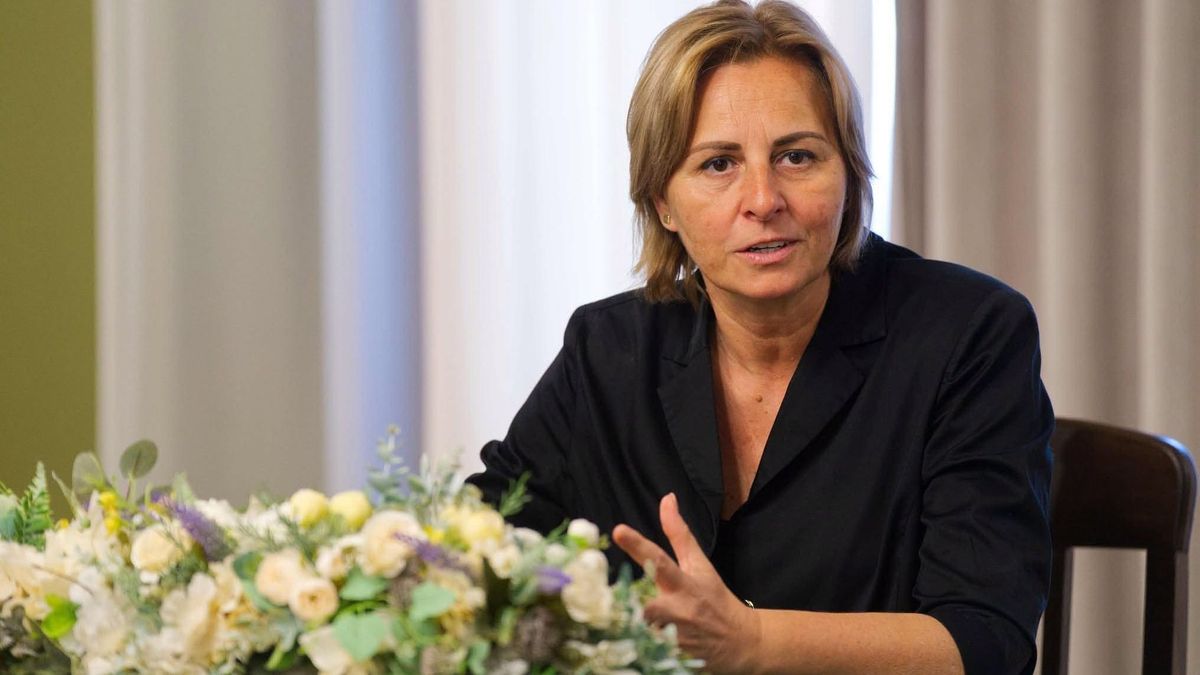 Baj van Magyarország egyik legnagyobb ipari városával, a polgármester bejelentette a spórolást: Orbán Viktor hetekkel korábban szólt, hogy ez következik – talán őt is meglepte, hogy ennyire gyorsan