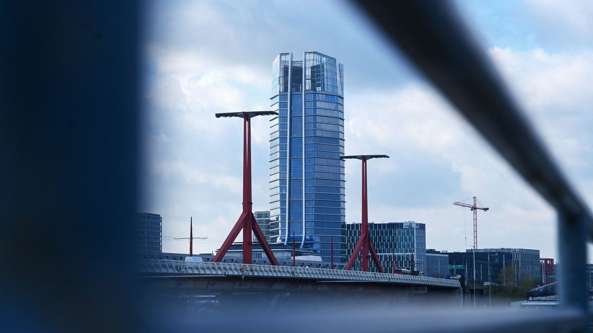 Betelt a pohár, bejelentették a tüntetést a benzinkutasok: a Mol székházához vonulnak, itt a lista a követeléseikről – "Nem marad pénz a bérekre"