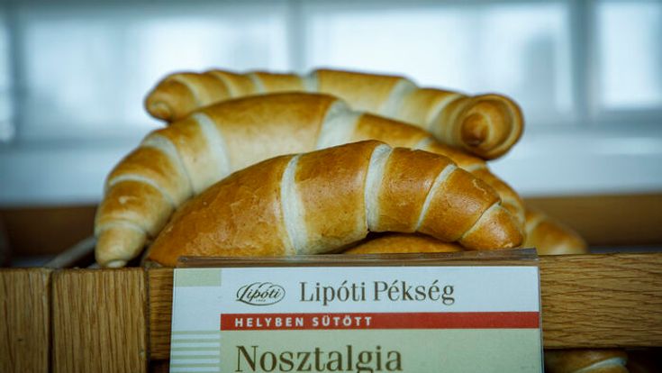 Így készül a Nosztalgia kifli a Lipóti Pékség hatvani gyárában – nézze meg képeinket!