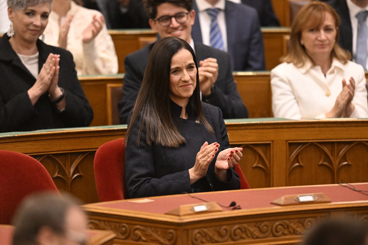 Orbán Anita
Ballard