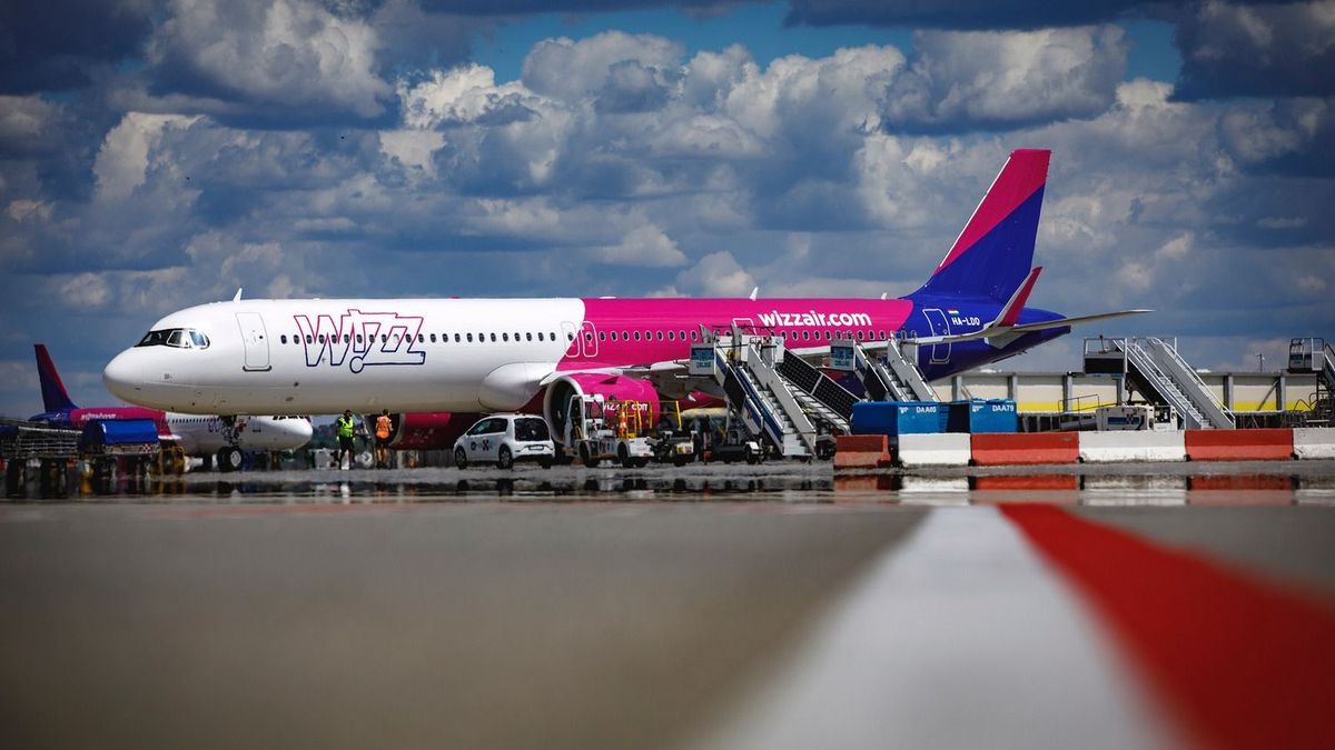 Kiszivárgott: önként felmondó pilótákat keres a Wizz Air, mielőtt kirúgja őket – komoly lelépési bónusz jár a fapadosnál, megéri átgondolni