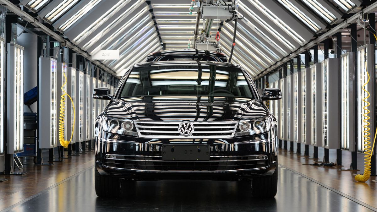 Stratégiaváltással mentené a menthetőt a Volkswagen: több pofon után most már tényleg meghódítaná az egyik legfontosabb piacot – ez állhat az útjába