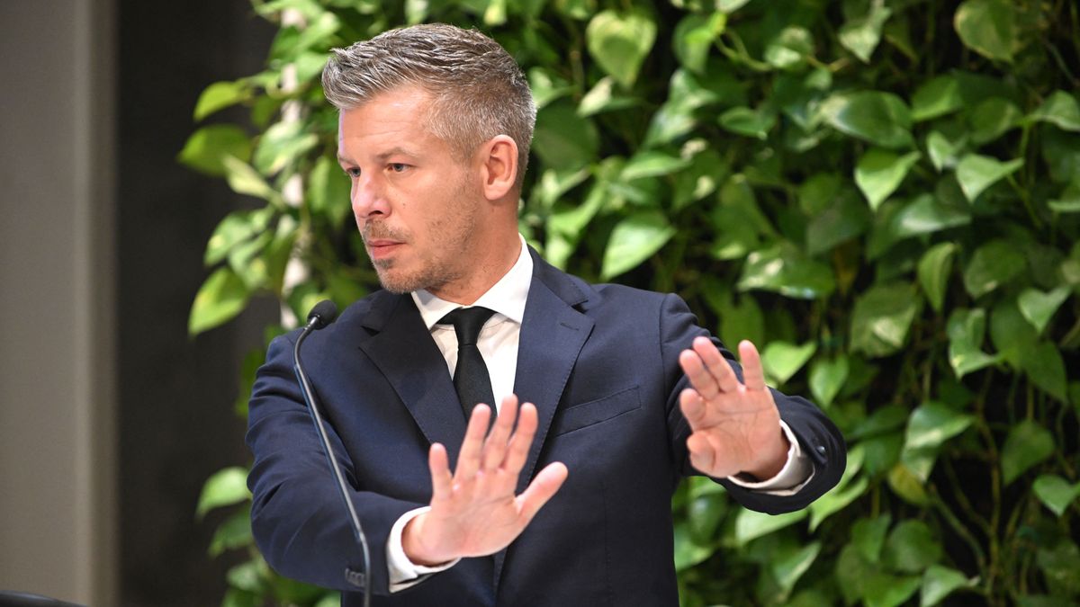 Nem erre számítottak Magyar Pétertől, kidobták a Parlamentből a miniszterelnököt kereső norvég tévéseket – „ti ezt a mesét elhiszitek?"