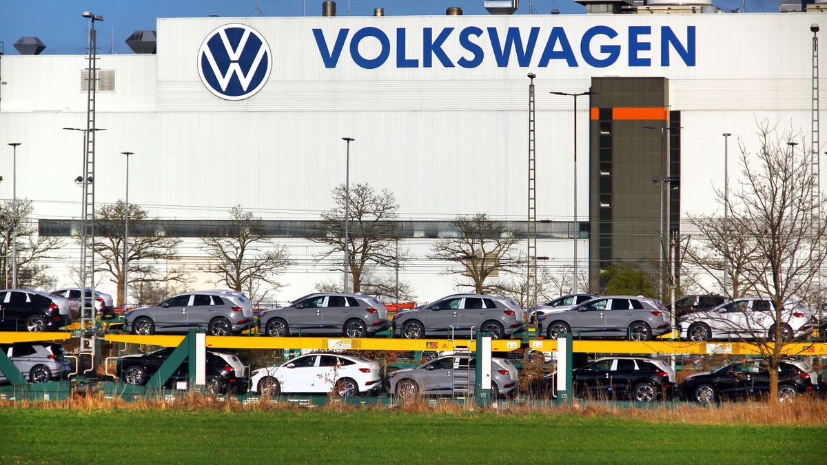 Mosel,,Germany,-,March,25,,2024:,Volkswagen,Zwickau-mosel,Plant,,An